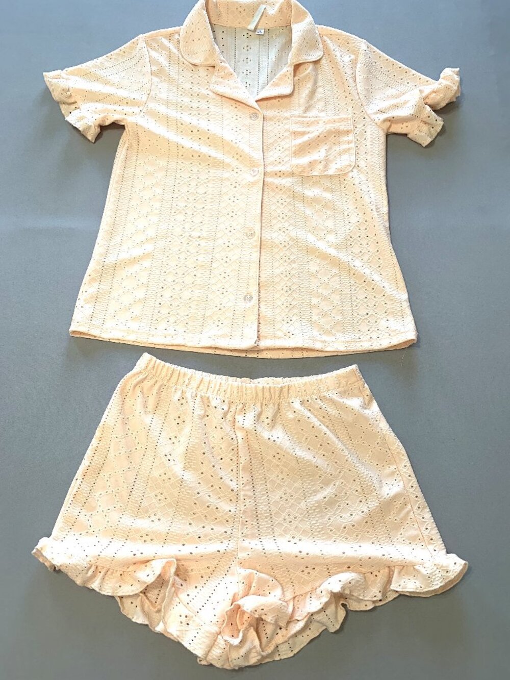 NWOT Lights Off Peach Women Pajamas Shorts Sleeves Top/Shorts Ruffles Size S